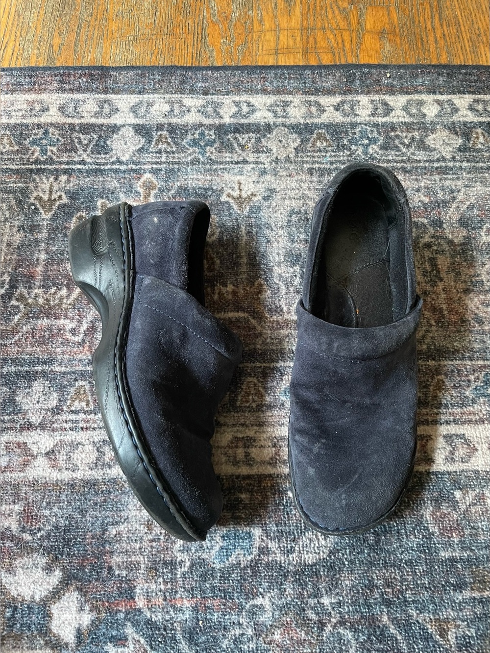 🧵B.o.c suede Peggy clogs🧵